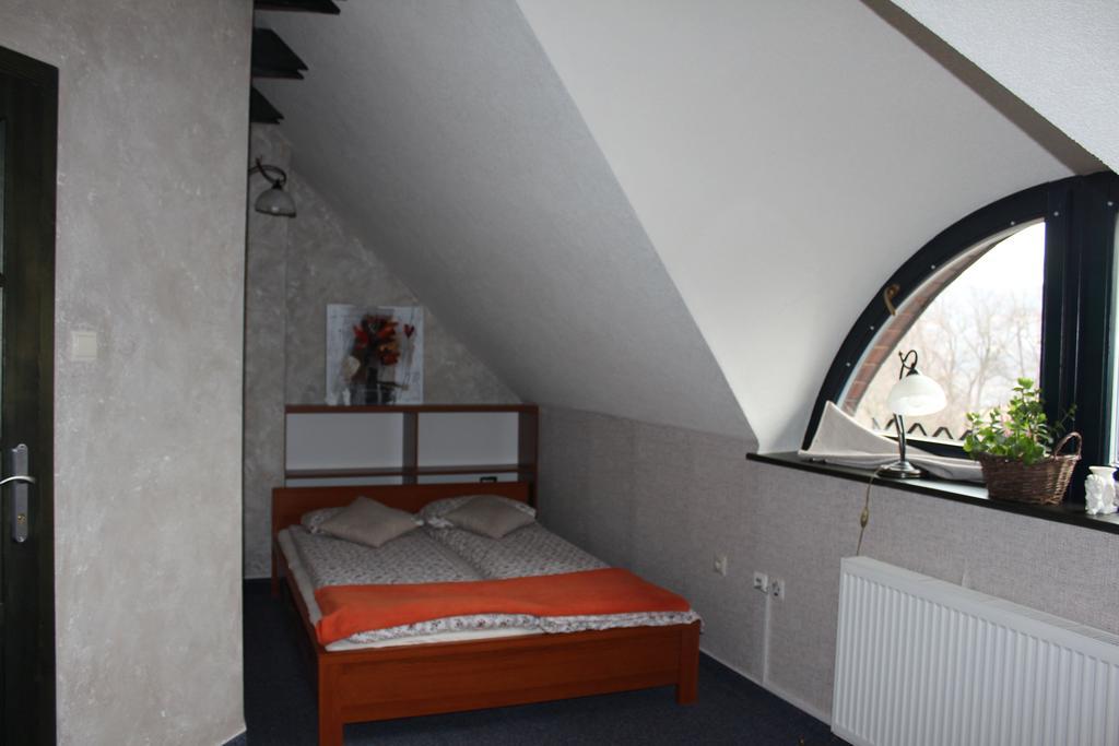Privat Pri Hradbach Apartamento Levoča Exterior foto