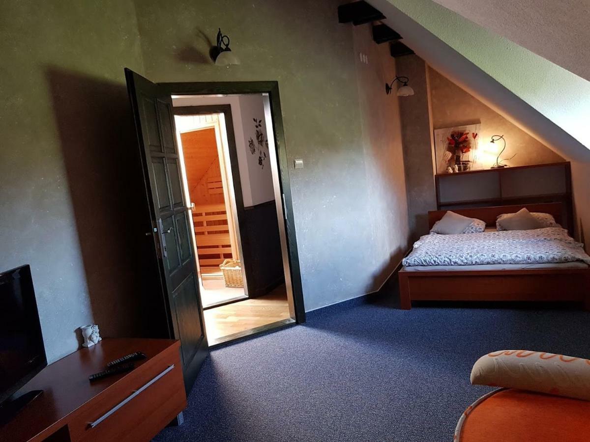 Privat Pri Hradbach Apartamento Levoča Exterior foto